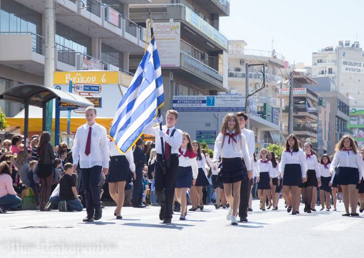 παρελαση 25ης μαρτιου στο γαλατσι