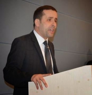 Κίνηση ματ του Μαρκόπουλου προς όφελος εργαζομένων του δήμου Γαλατσίου;
