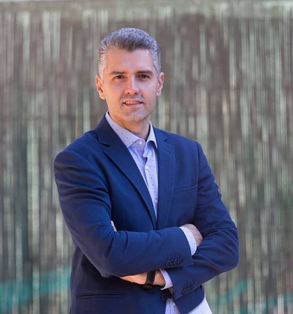 Κώστας Ζώμπος: Αναιρεί τον εαυτό του ο κ. Μανιάτης