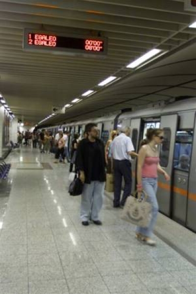 Της Άρτας το γιοφύρι το μετρό στο Γαλάτσι